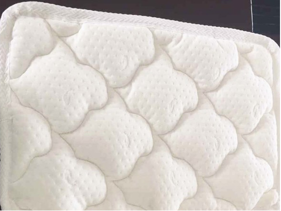 Fire retardant polyester quilted memory foam mattress topper